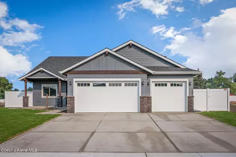 10853 N Brantley Rd, Hayden, ID 83835