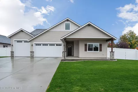 11001 N Brantley Rd, Hayden, ID 83835
