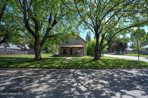 825 Oak St, Sandpoint, ID 83864 photo 1