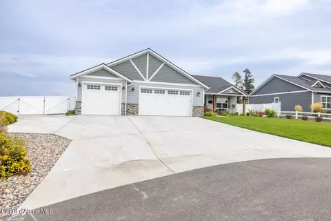 8755 W Seed Loop, Rathdrum, ID 83858 photo 2