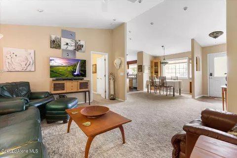 1313 E Larch Ave, Osburn, ID 83849 photo 5