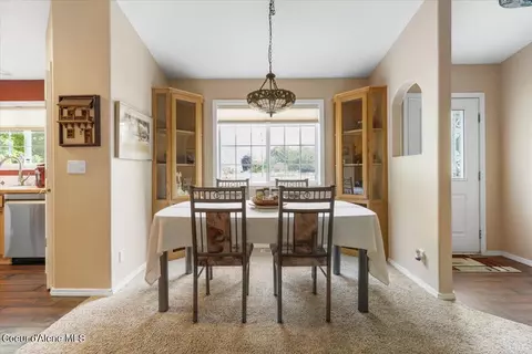 1313 E Larch Ave, Osburn, ID 83849 photo 9