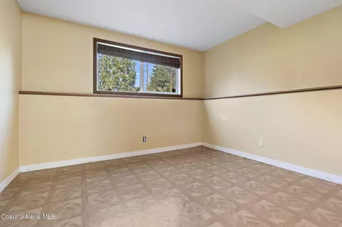 521 E 20th Ave, Post Falls, ID 83854 photo 11