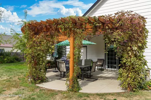 294 Upper Humbird Dr, Sandpoint, ID 83864 photo 9