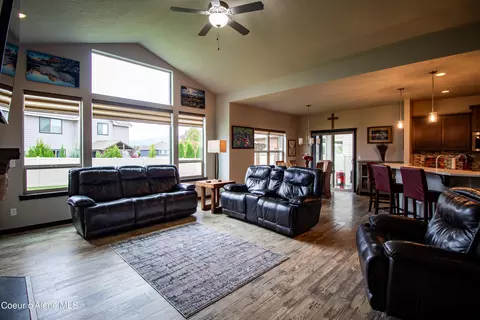 4548 Early Dawn Ave, Post Falls, ID 83854 photo 3