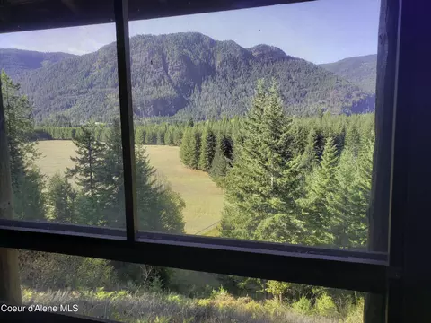 58114 Hwy 200, Clark Fork, ID 83811