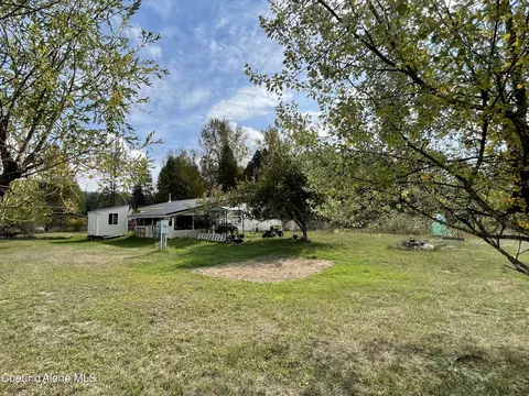 483 El Rio Dr, Priest River, ID 83856