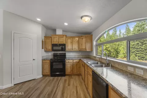 75 Ocean Front Pl, Naples, ID 83847 photo 21