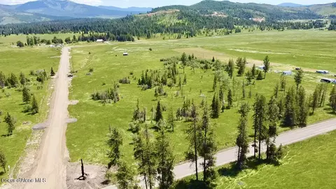 37 Green Valley Rd, Fernwood, ID 83830