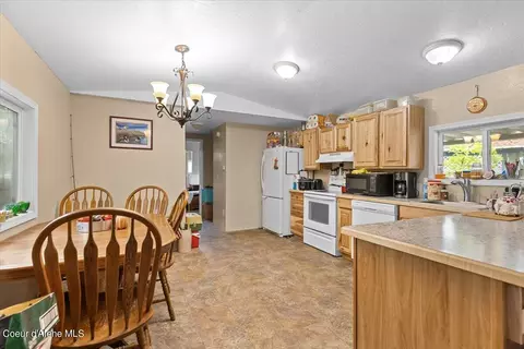 8983 N Starr Lp, Hayden, ID 83835 photo 8