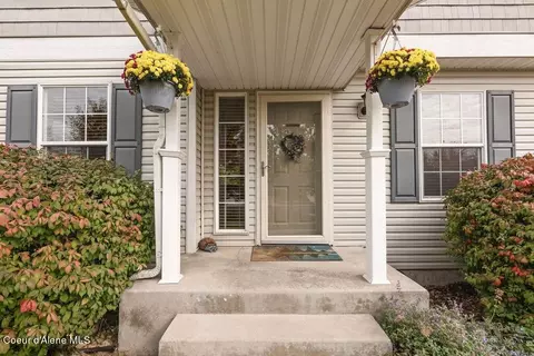 2612 N Partridge Loop, Post Falls, ID 83854 photo 5
