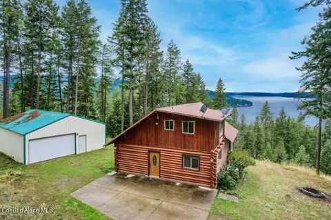 13450 S Edgewater Dr, Harrison, ID 83833