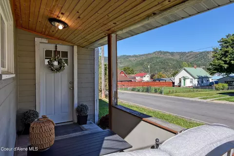 614 Upper Third St, Kellogg, ID 83837 photo 3