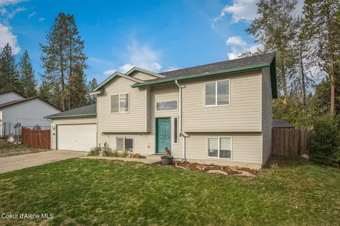 6873 W Silverado St, Rathdrum, ID 83858