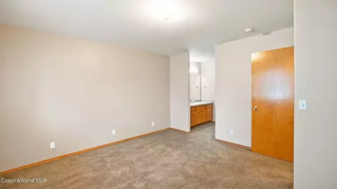 585 E Bunker Ave, Post Falls, ID 83854 photo 14