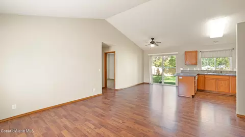 585 E Bunker Ave, Post Falls, ID 83854 photo 6