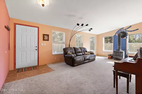 32672 N Red Dell Lp Loop, Athol, ID 83801 photo 14