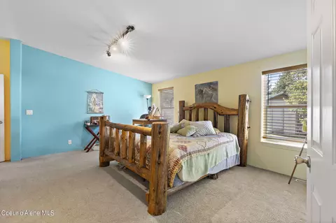 32672 N Red Dell Lp Loop, Athol, ID 83801 photo 16