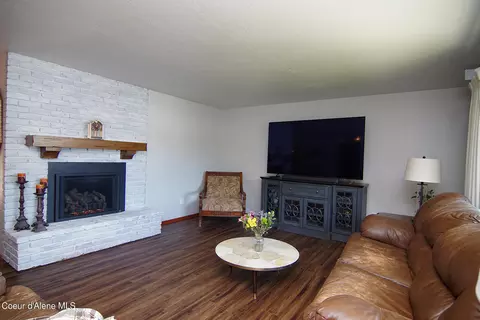 220 S Tenth St, Osburn, ID 83849 photo 10