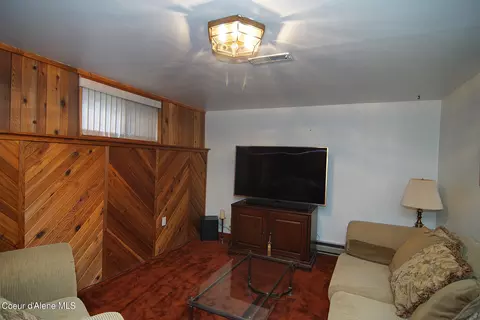 220 S Tenth St, Osburn, ID 83849 photo 18