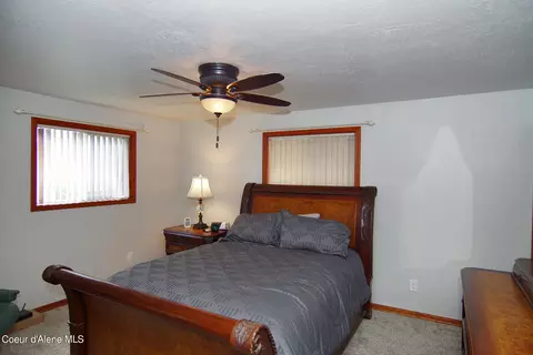 220 S Tenth St, Osburn, ID 83849 photo 15