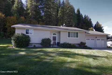 220 S Tenth St, Osburn, ID 83849 photo 4