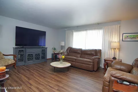 220 S Tenth St, Osburn, ID 83849 photo 9