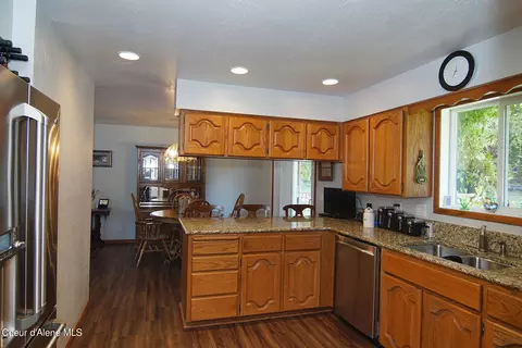 220 S Tenth St, Osburn, ID 83849 photo 8