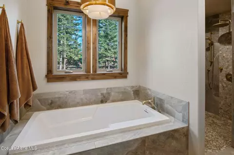 2328 E Amulet Cir, Rathdrum, ID 83858 photo 29