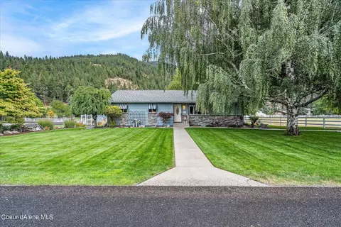 6376 N 17th St, Dalton Gardens, ID 83815