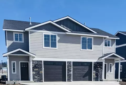 131 E Lobo Loop, Hayden, ID 83835