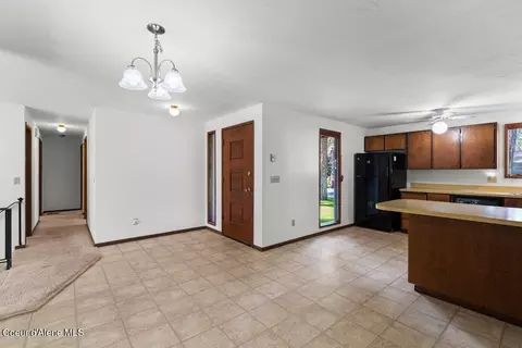 379 S Ponderosa Loop, Post Falls, ID 83854 photo 13