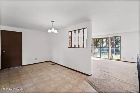 379 S Ponderosa Loop, Post Falls, ID 83854 photo 6