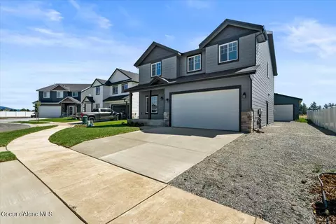 2996 N Madeira St, Post Falls, ID 83854