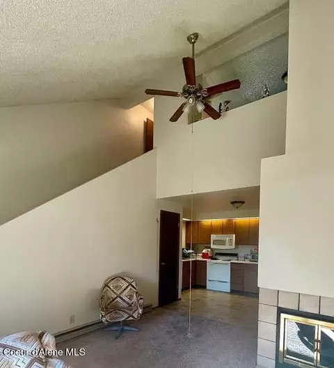 147 E Willow Tree Ln, Hayden, ID 83835 photo 4