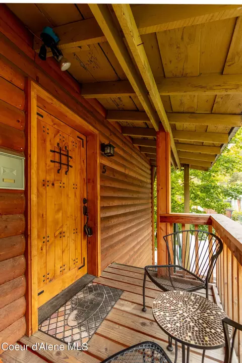 306 2nd St # 5, Mullan, ID 83846