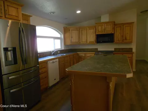 44 Crescent Dr, Kellogg, ID 83837 photo 8