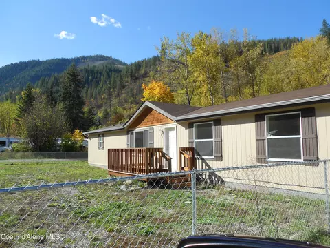 44 Crescent Dr, Kellogg, ID 83837 photo 3