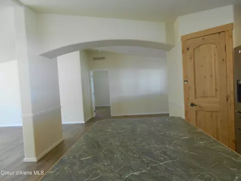 44 Crescent Dr, Kellogg, ID 83837 photo 9