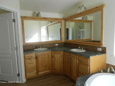 44 Crescent Dr, Kellogg, ID 83837 photo 30
