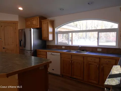 44 Crescent Dr, Kellogg, ID 83837 photo 4