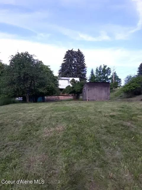 848 S 2nd St, Saint Maries, ID 83861