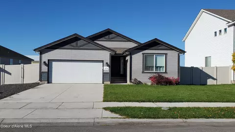 3994 W Belgrave Way, Hayden, ID 83835