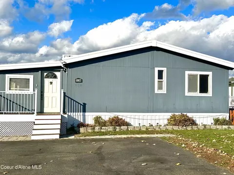 2139 W Pellinore Way, Post Falls, ID 83854