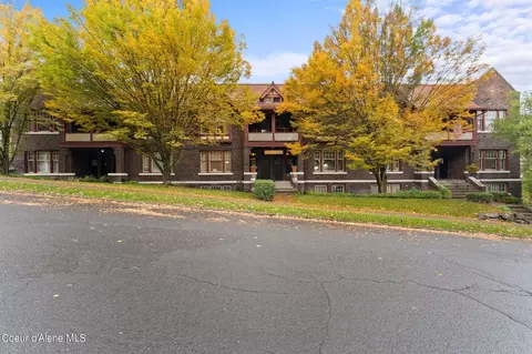 1403 W 5th Ave #F, Spokane, WA 99204