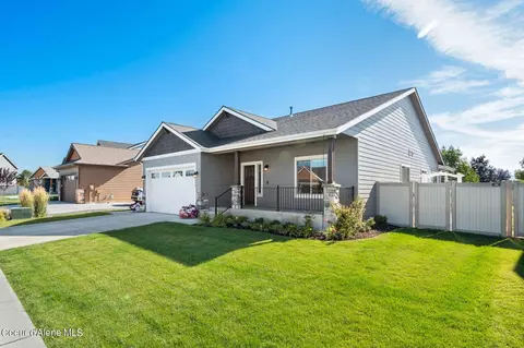 7848 N Darlena Loop, Coeur D'alene, ID 83815