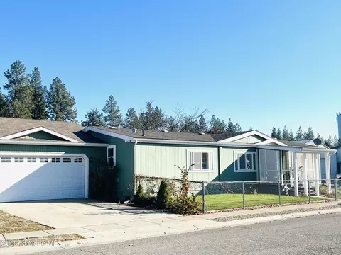 2518 N Sharon Dr, Post Falls, ID 83854
