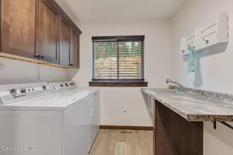 209 Old Farm Rd, Pinehurst, ID 83850 photo 16