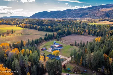 1626 Center Valley Rd, Sandpoint, ID 83864