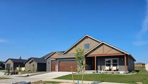 3855 N Foxtail Rd, Post Falls, ID 83854